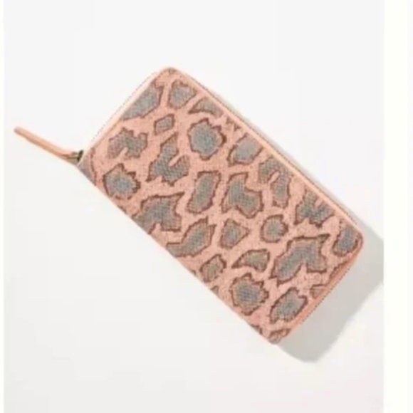 Riley Leopard Snake Hipster Shimmer Shine Hippie Art Chic Glam Leather Wallet - Picture 1 of 2